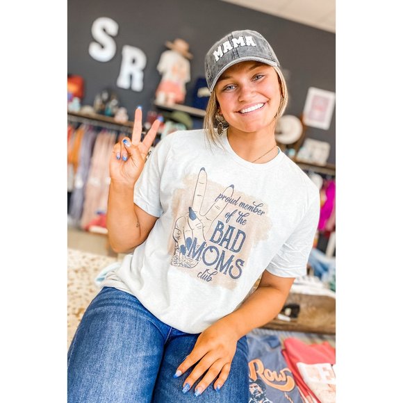 NWT Proud Member of the Bad Moms Club Graphic Tee - Picture 1 of 3